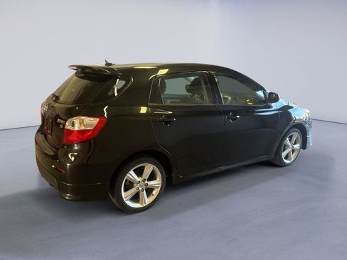 Used 2010 Toyota Matrix S FWD image 8