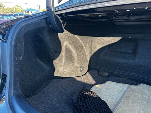 Used 2015 Lexus ES 300h image 42