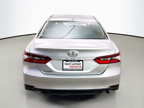Used 2022 Toyota Camry LE image 6