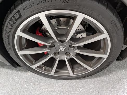 Used 2014 Porsche 911 Targa 4S AWD/4WD image 15