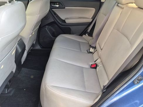 Used 2015 Subaru Forester 2.5i Limited AWD/4WD image 32