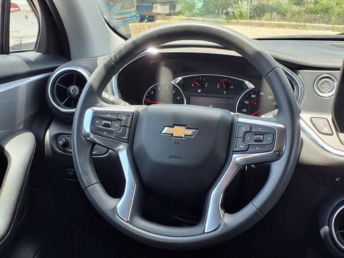 Used 2024 Chevrolet Blazer LT w/ Convenience Package FWD image 12