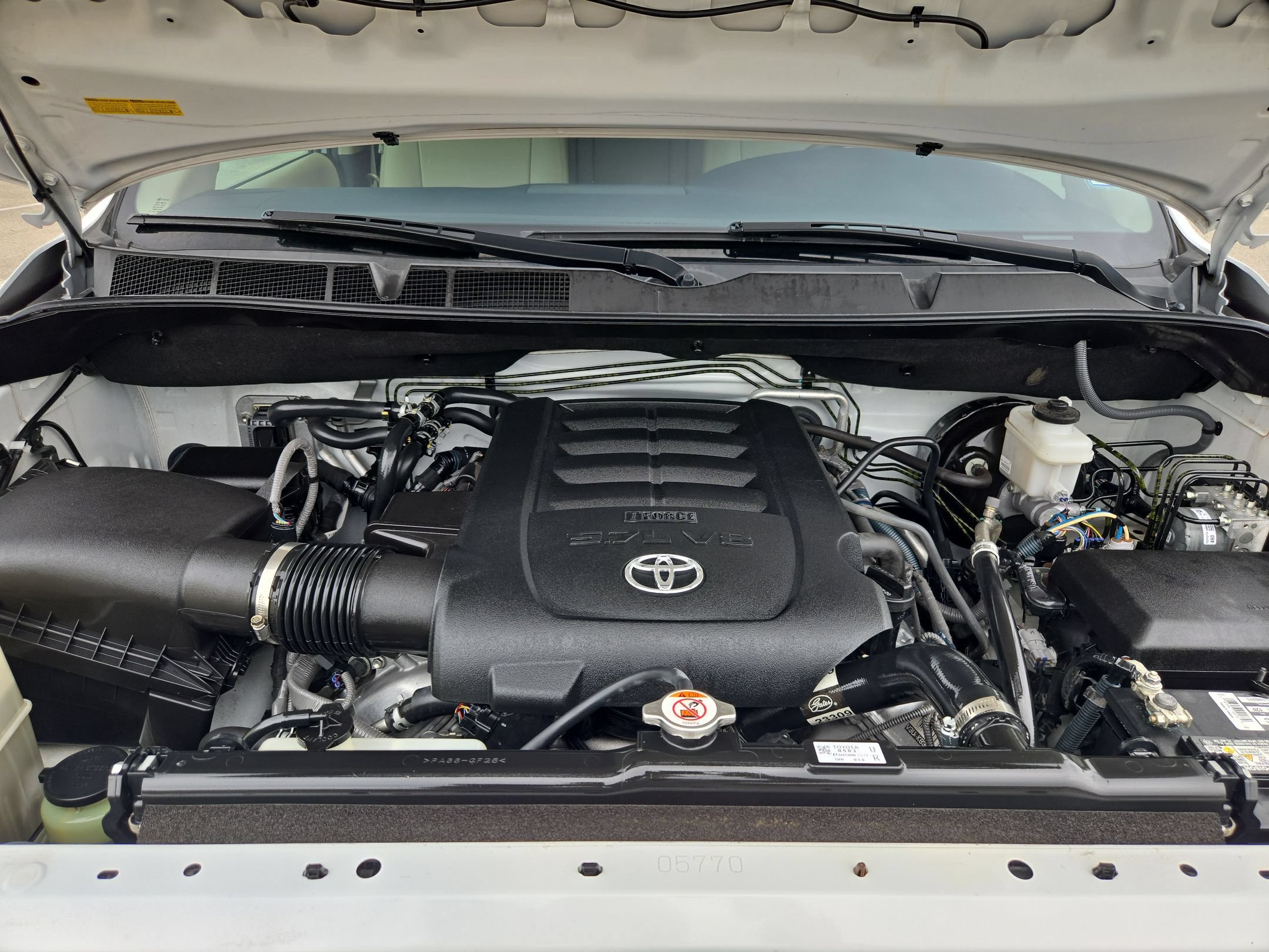 Used 2019 Toyota Sequoia Limited w/ Safety & Convenience Package RWD image 31