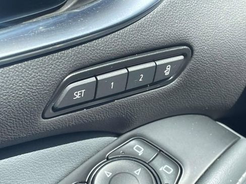 Used 2024 Buick Enclave Premium FWD image 23