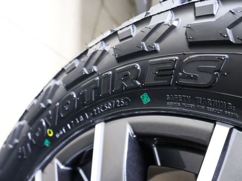 Used 2026 Lexus GX 550 w/ Accessory Package (2T) image 90