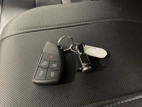 Used 2024 GMC Sierra 1500 SLT w/ SLT Premium Plus Package image 22