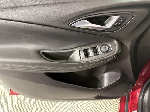 Used 2020 Buick Encore GX Preferred w/ Sport Touring Package image 12