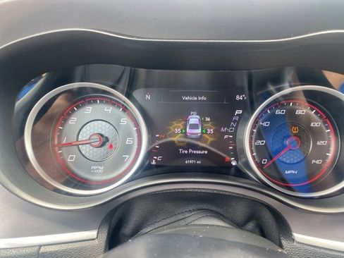 Used 2022 Dodge Charger SXT w/ Leather Interior Group image 19