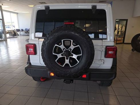 Used 2022 Jeep Wrangler Rubicon w/ LED Lighting Group AWD/4WD image 7