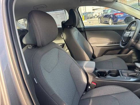 New 2025 Kia K4 LXS image 13