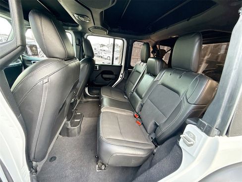 Used 2021 Jeep Wrangler Unlimited Freedom Edition image 26