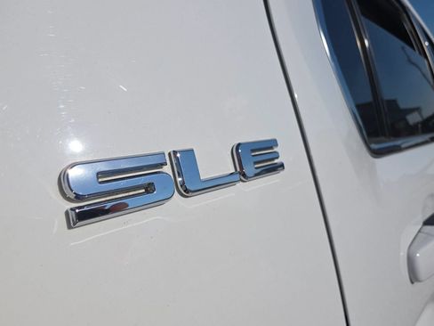 Used 2017 GMC Terrain SLE w/ Convenience Package image 25