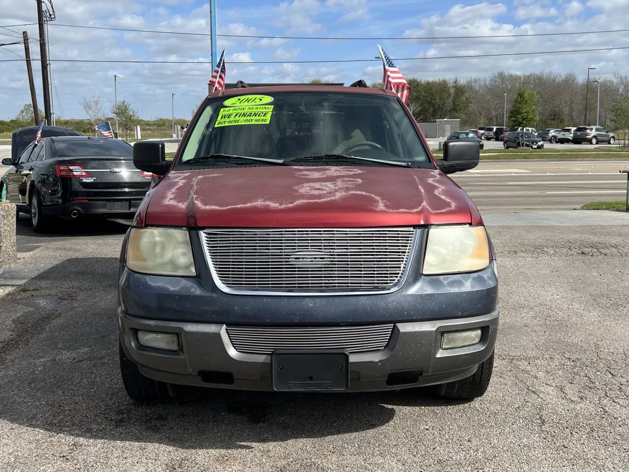 Used 2005 Ford Expedition XLT RWD image 3