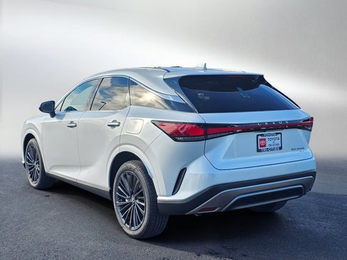 Used 2026 Lexus RX 350h w/ Convenience Package image 3