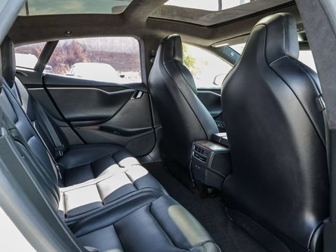 Used 2018 Tesla Model S 75D AWD/4WD image 21