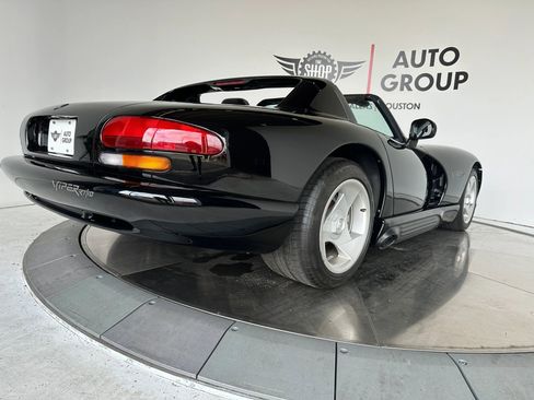 Used 1995 Dodge Viper RT/10 image 16