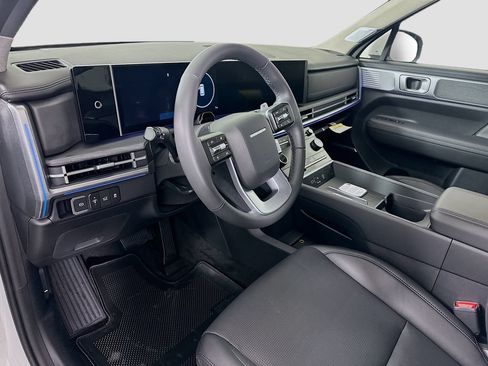 New 2026 Hyundai Santa Fe Limited FWD image 9