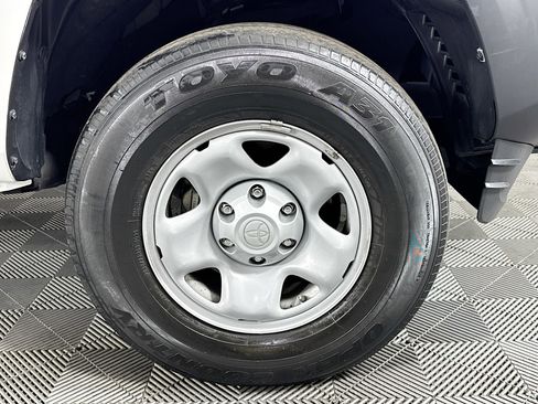 Used 2022 Toyota Tacoma SR image 51