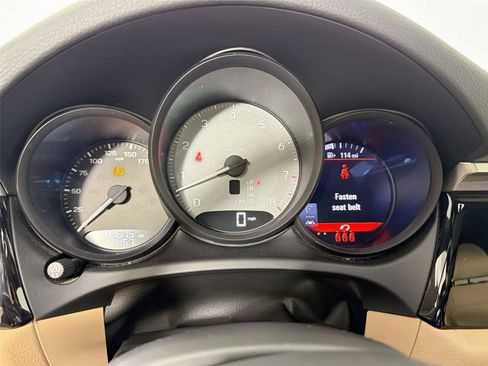 Certified 2023 Porsche Macan S AWD/4WD image 19
