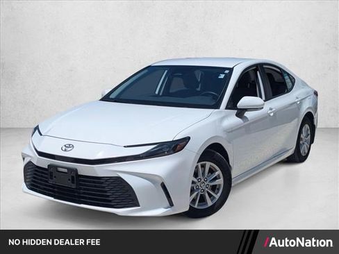Used 2025 Toyota Camry LE w/ Convenience Package AWD/4WD image 1