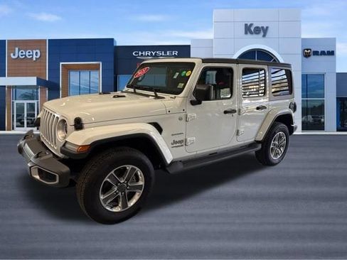 Used 2021 Jeep Wrangler Unlimited Sahara AWD/4WD image 2