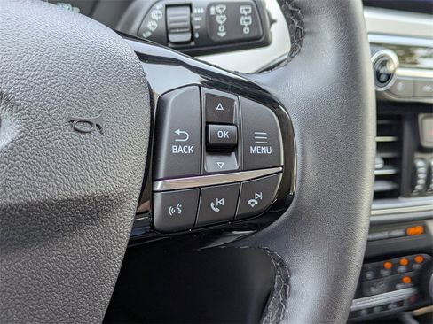 Used 2022 Ford Escape SEL image 27