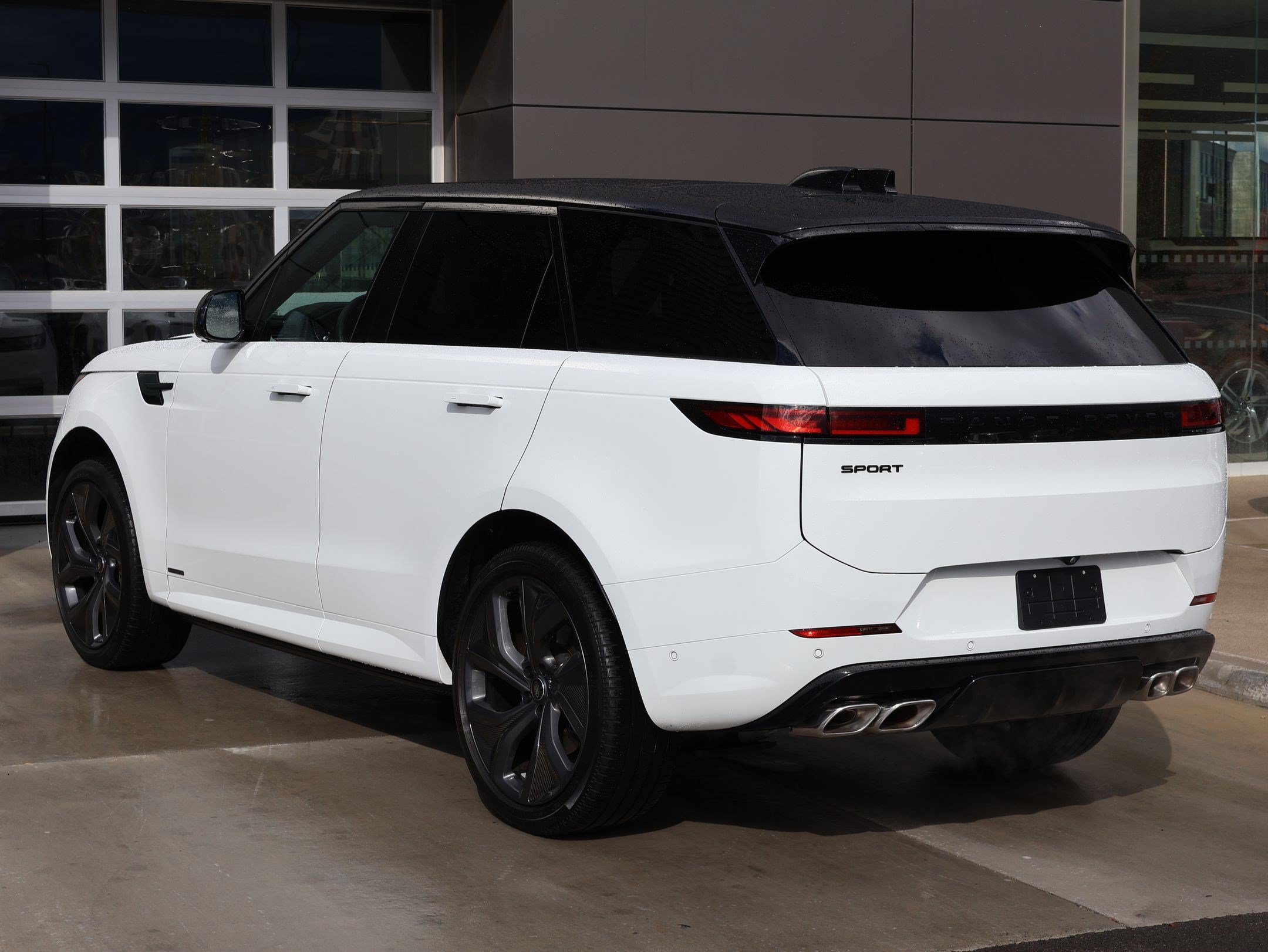 Certified 2025 Land Rover Range Rover Sport Autobiography AWD/4WD image 10