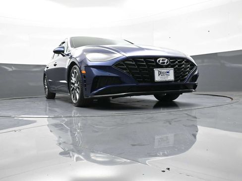 Certified 2022 Hyundai Sonata Limited FWD image 29