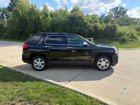 Used 2017 GMC Terrain SLE w/ Chrome Edition FWD image 10