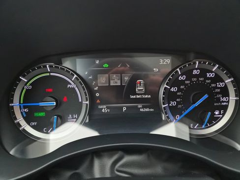 Used 2022 Toyota Highlander XLE AWD/4WD image 22