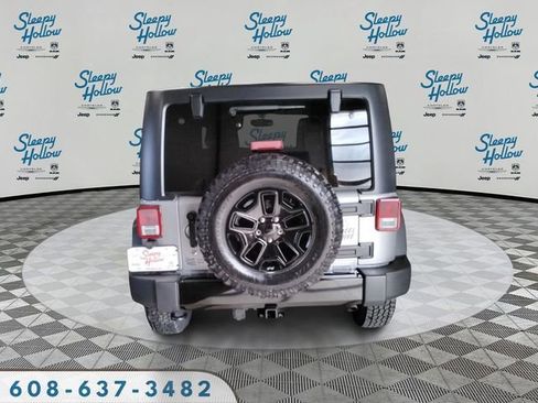 Used 2018 Jeep Wrangler Sport image 6