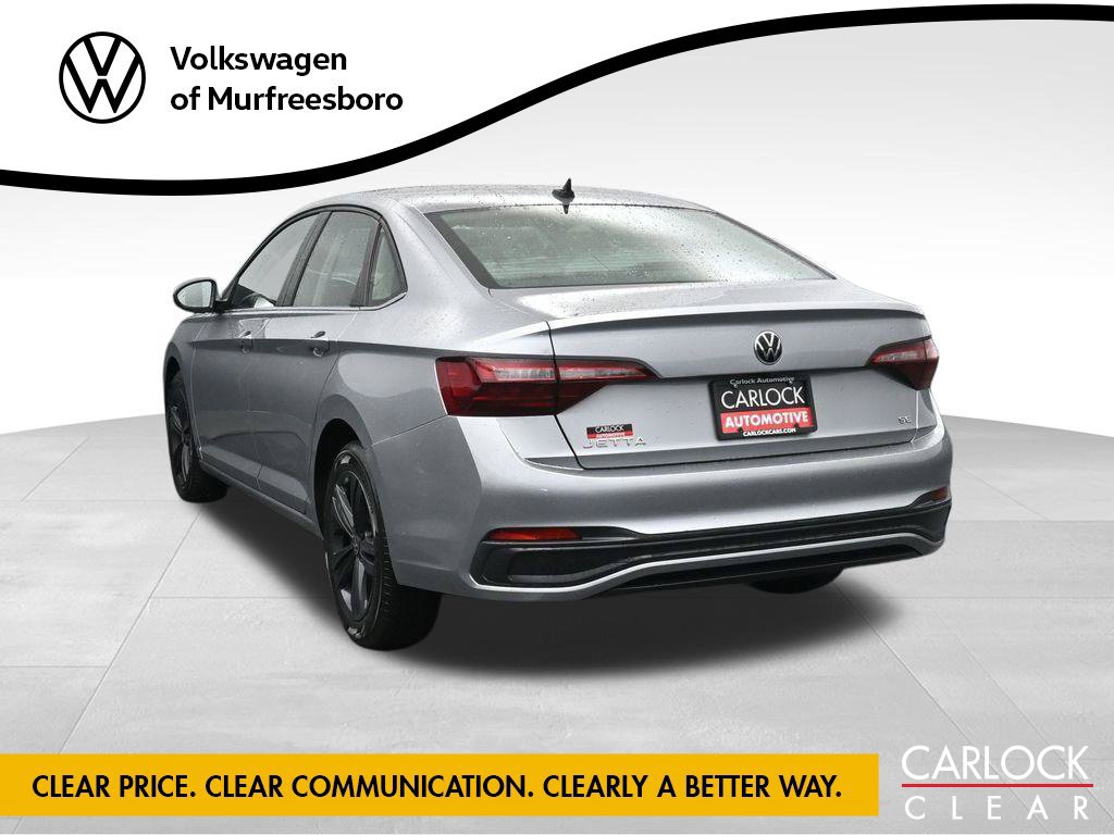 Used 2024 Volkswagen Jetta SE w/ Panoramic Sunroof Package FWD image 11
