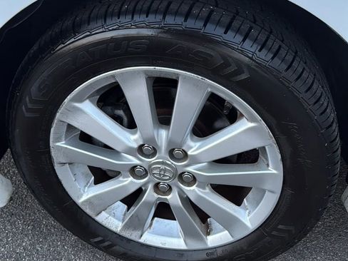 Used 2010 Toyota Corolla S image 29