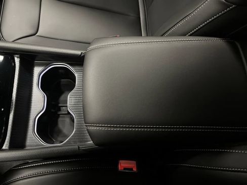 New 2025 Jeep Grand Cherokee L Limited w/ Black Appearance Package image 21