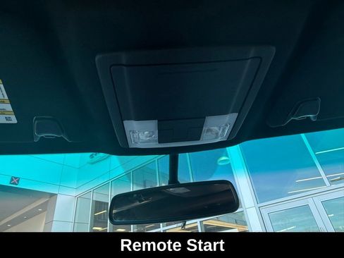 Used 2016 Ford Explorer XLT w/ Equipment Group 202A image 12