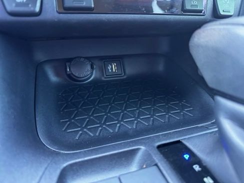 Used 2025 Toyota RAV4 XLE w/ Convenience Package AWD/4WD image 26