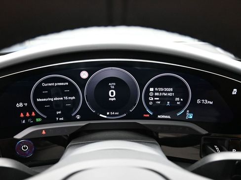 New 2025 Porsche Taycan image 19