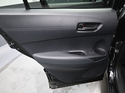 Certified 2025 Toyota Corolla Cross LE image 27