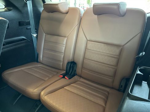 Used 2019 Kia Sorento SX image 15