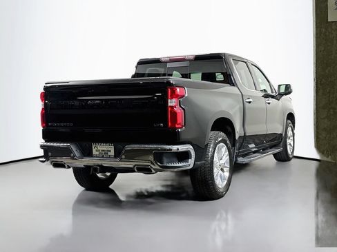 Used 2019 Chevrolet Silverado 1500 LTZ w/ LTZ Premium Package AWD/4WD image 8