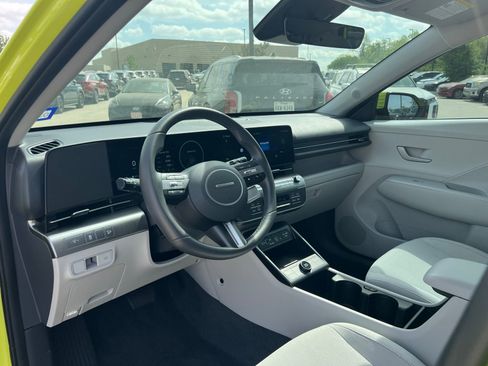 Used 2024 Hyundai Kona SEL w/ Convenience Package image 21