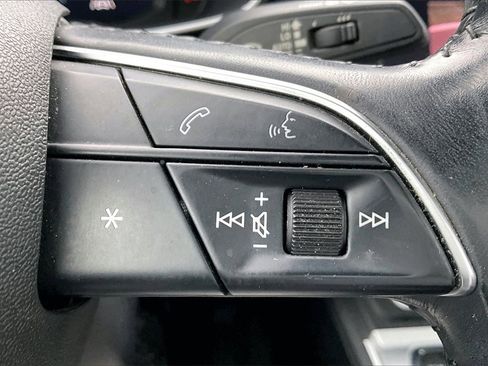 Used 2020 Audi Q3 2.0T Premium Plus w/ Premium Plus Package image 15