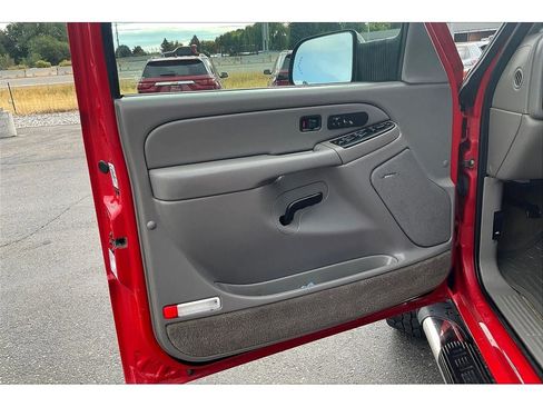 Used 2004 GMC Sierra 2500 SLT image 22