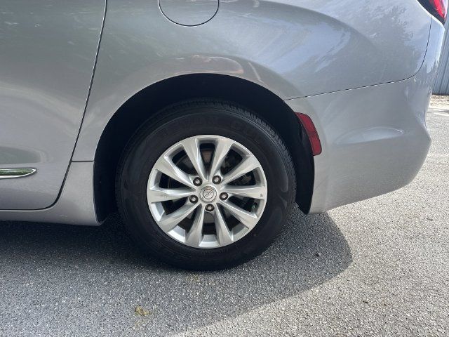 Used 2018 Chrysler Pacifica Touring-L FWD image 35