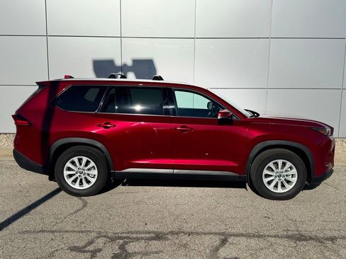 Certified 2024 Toyota Grand Highlander AWD Hybrid image 40
