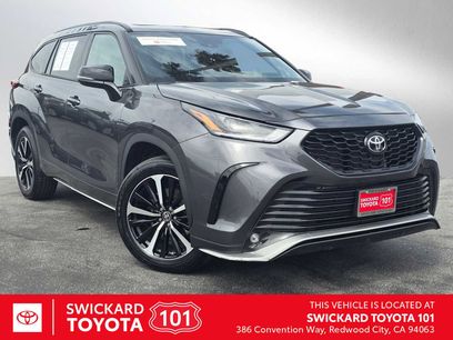 Used 2022 Toyota Highlander XSE