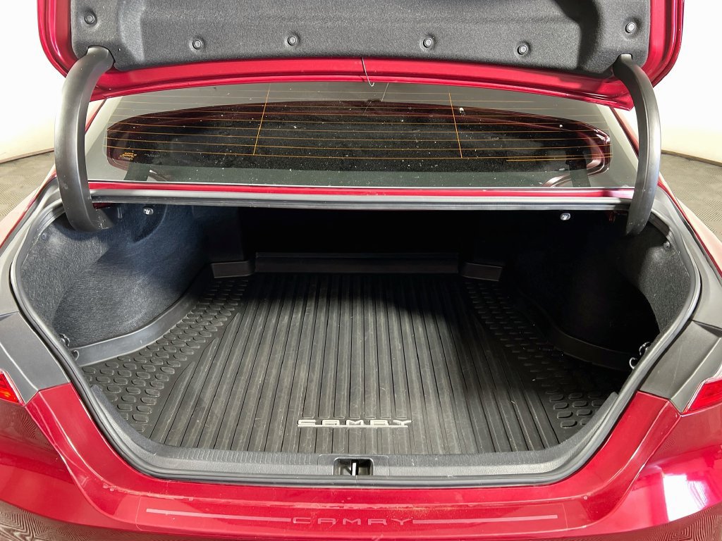 Certified 2019 Toyota Camry LE FWD image 22