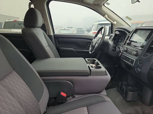 Used 2022 Nissan Titan S w/ S Utility Package RWD image 34