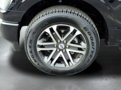 Used 2022 Ford F150 XL w/ STX Appearance Package image 12