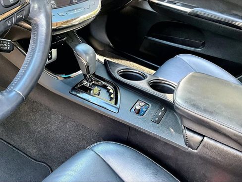 Used 2017 Toyota Avalon Touring FWD image 15